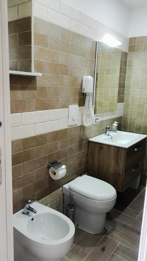 Metro Duomo B&B Neapol Zewnętrze zdjęcie