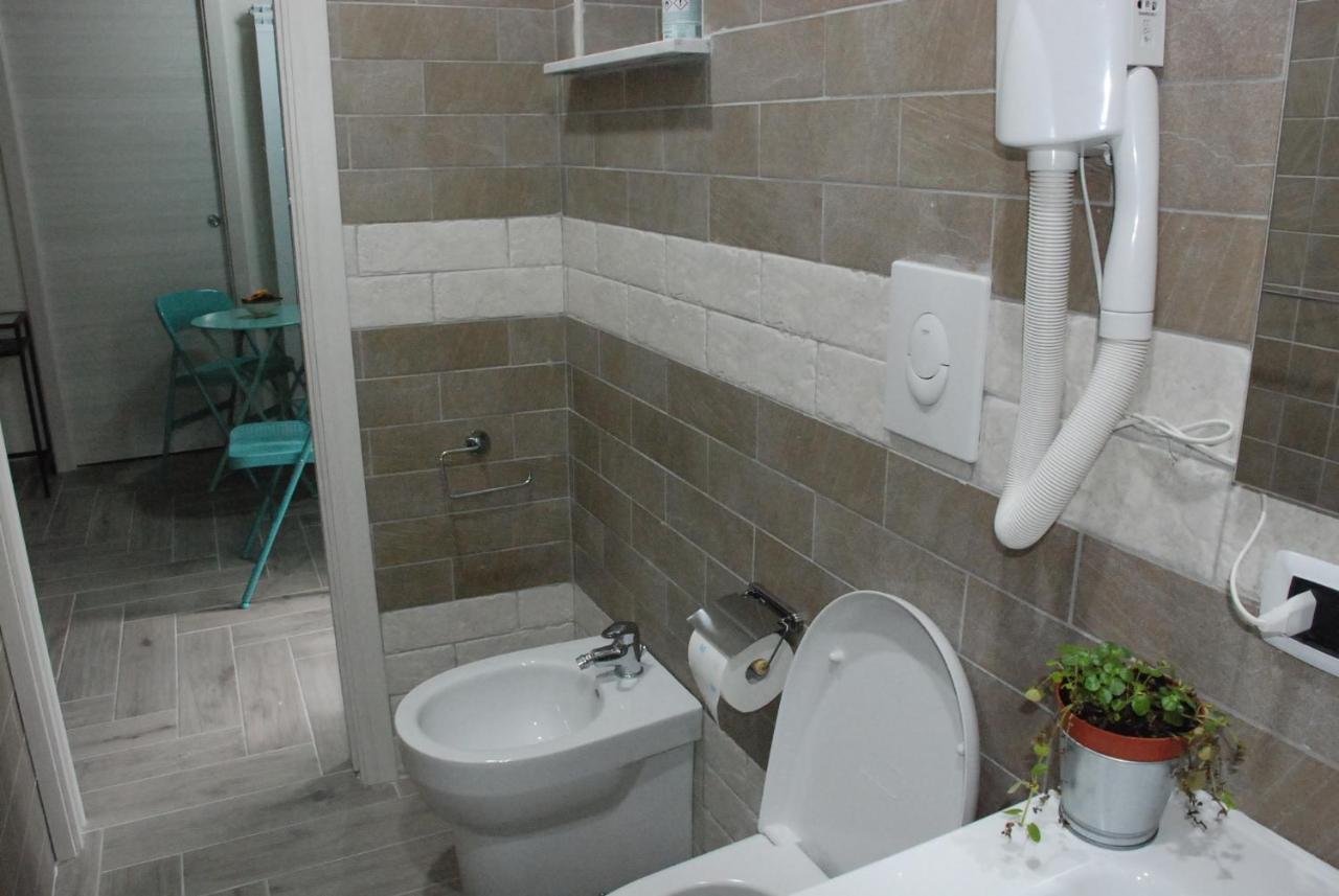 Metro Duomo B&B Neapol Zewnętrze zdjęcie